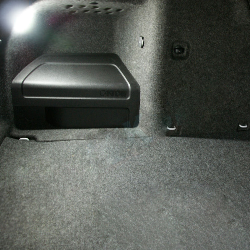 Skoda Superb 2 - 3T LED Интериорен Комплект